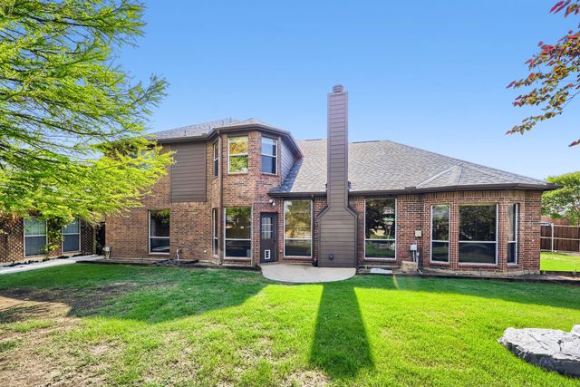 940 Melissa Drive, Waxahachie, TX 75167