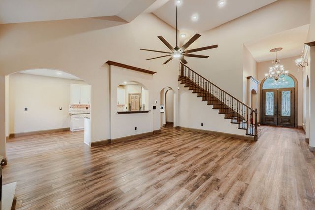 940 Melissa Drive, Waxahachie, TX 75167