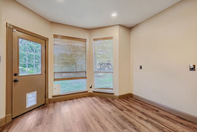 940 Melissa Drive, Waxahachie, TX 75167