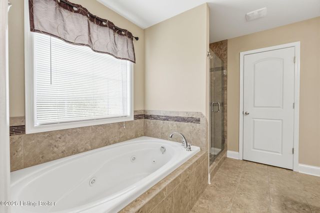 11513 English Garden Way, Louisville, KY 40229