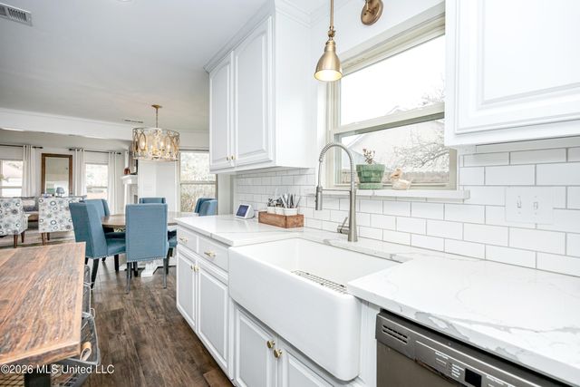 2518 Havard Road, Ocean Springs, MS 39564