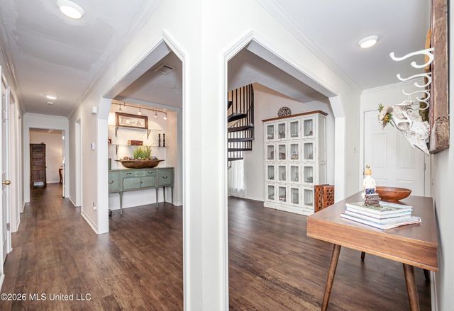 2518 Havard Road, Ocean Springs, MS 39564