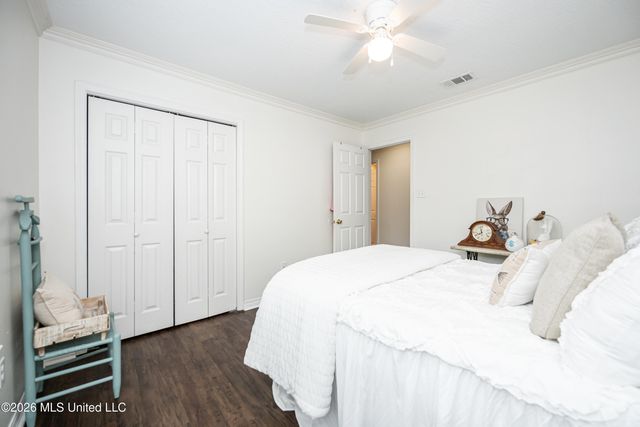 2518 Havard Road, Ocean Springs, MS 39564