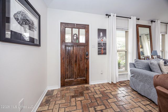 2518 Havard Road, Ocean Springs, MS 39564