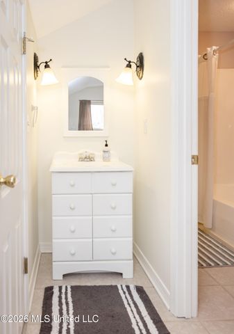 2518 Havard Road, Ocean Springs, MS 39564