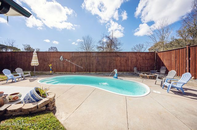 2518 Havard Road, Ocean Springs, MS 39564