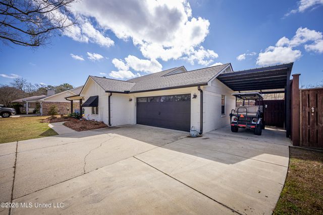 2518 Havard Road, Ocean Springs, MS 39564