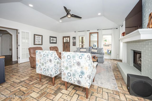 2518 Havard Road, Ocean Springs, MS 39564