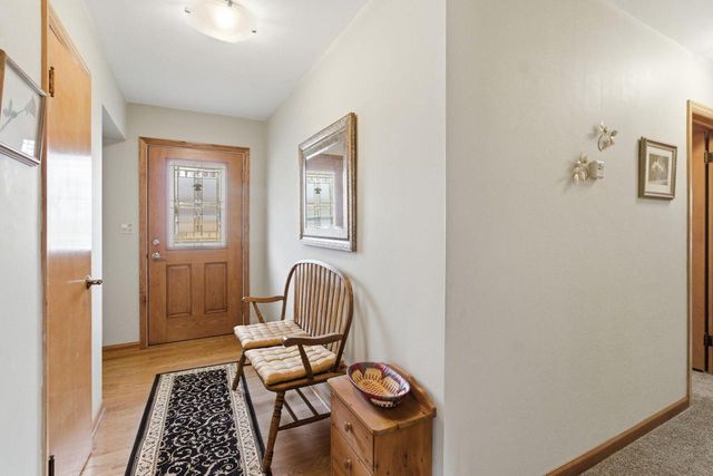 309 Roberts DRIVE, Mukwonago, WI 53149