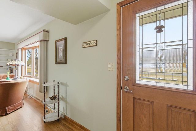 309 Roberts DRIVE, Mukwonago, WI 53149