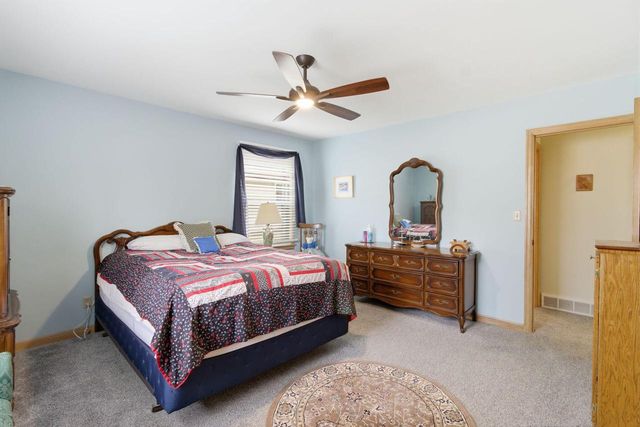 309 Roberts DRIVE, Mukwonago, WI 53149