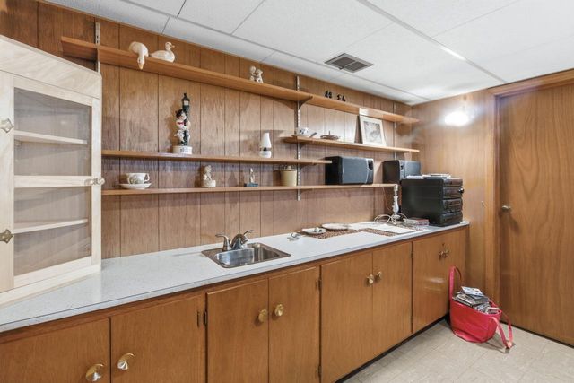 309 Roberts DRIVE, Mukwonago, WI 53149