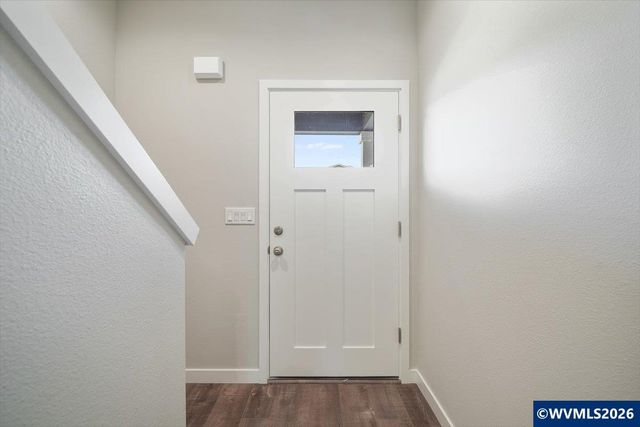 7421 SE Berg Dr, Corvallis, OR 97330