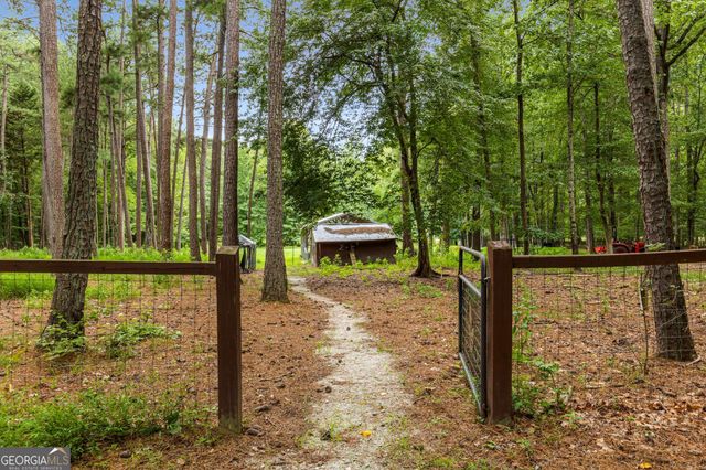 2336 Cross Creek Drive SW, Powder Springs, GA 30127