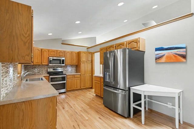 1331 Pinnacle Circle, Sun Prairie, WI 53590