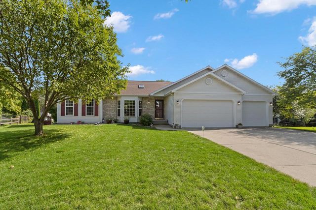 1331 Pinnacle Circle, Sun Prairie, WI 53590