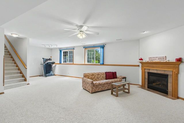 1331 Pinnacle Circle, Sun Prairie, WI 53590
