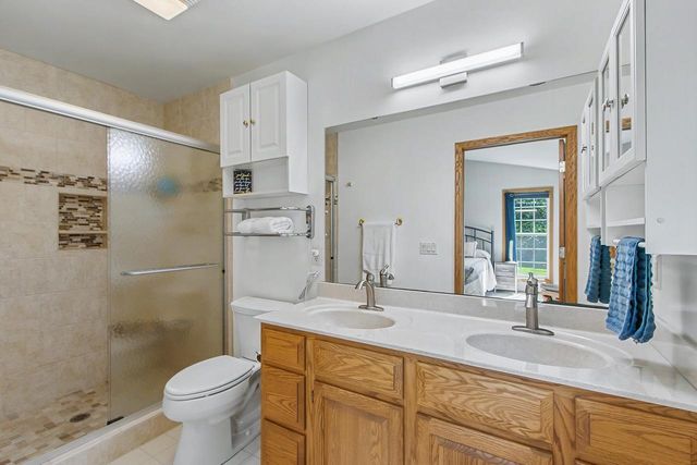 1331 Pinnacle Circle, Sun Prairie, WI 53590