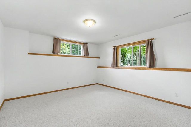 1331 Pinnacle Circle, Sun Prairie, WI 53590