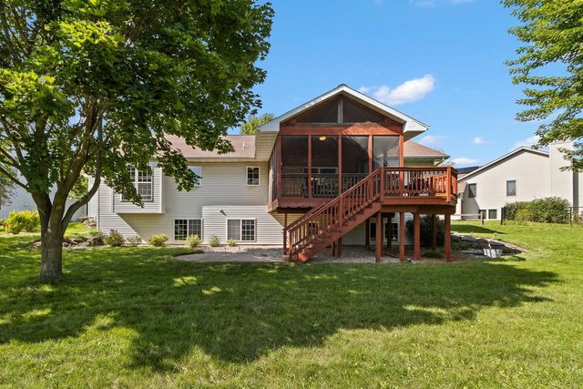 1331 Pinnacle Circle, Sun Prairie, WI 53590