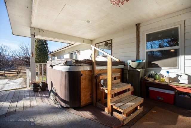 94 Willow Drive, Livingston, MT 59047