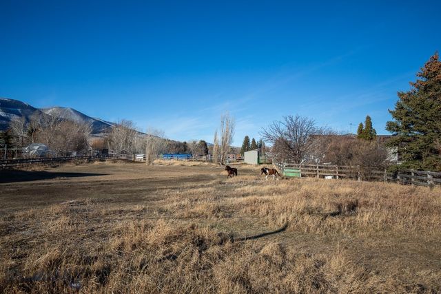 94 Willow Drive, Livingston, MT 59047