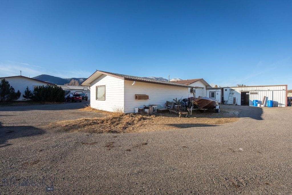94 Willow Drive, Livingston, MT 59047 photo 7