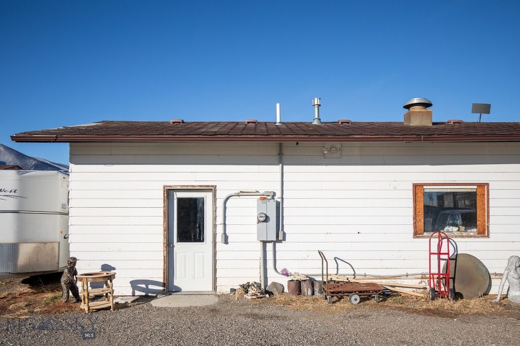 94 Willow Drive, Livingston, MT 59047 photo 8