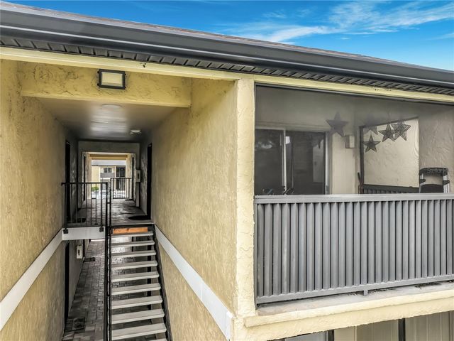 918 LAKE DESTINY ROAD F, Altamonte Springs, FL 32714