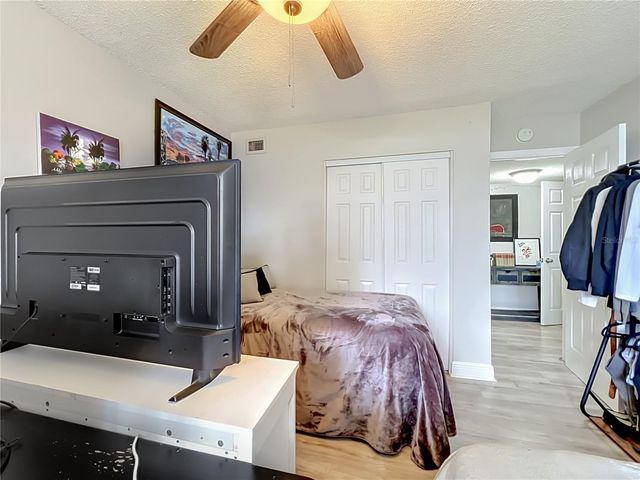 918 LAKE DESTINY ROAD F, Altamonte Springs, FL 32714