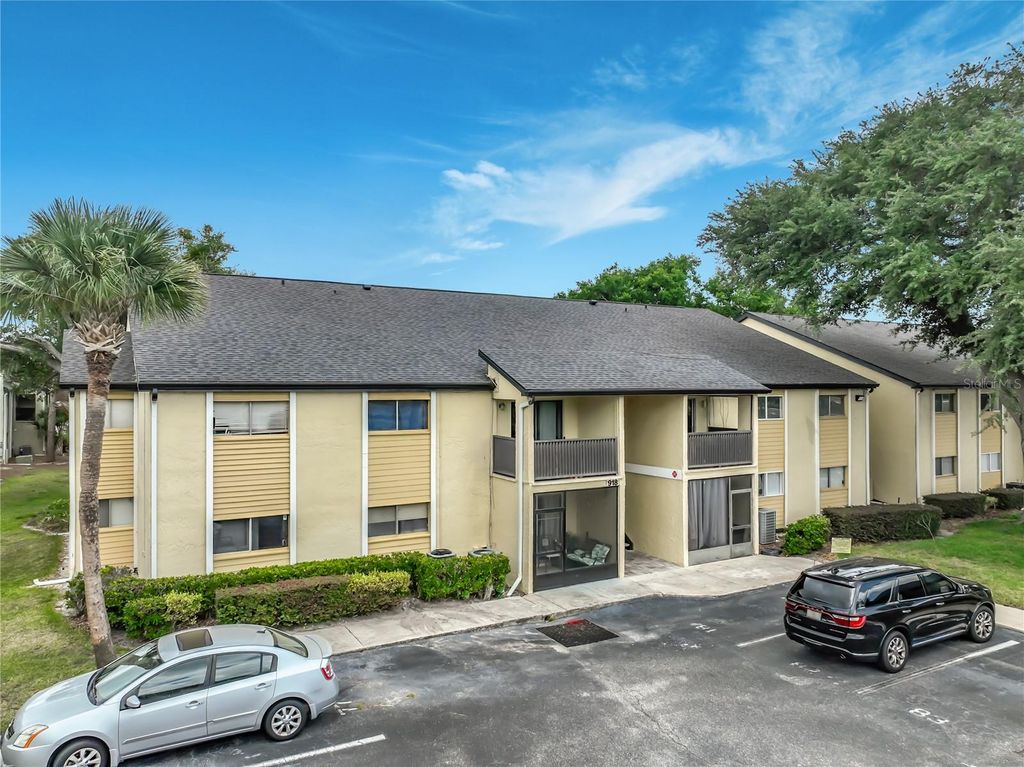 918 LAKE DESTINY ROAD F, Altamonte Springs, FL 32714