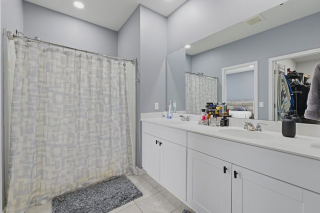 514 Spanish Wells Road, Summerville, SC 29486