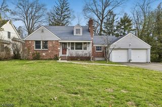 248 Appletree Ln, Mountainside Boro, NJ 07092