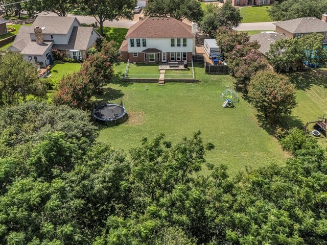 4218 Green Oak Drive, Waco, TX 76710