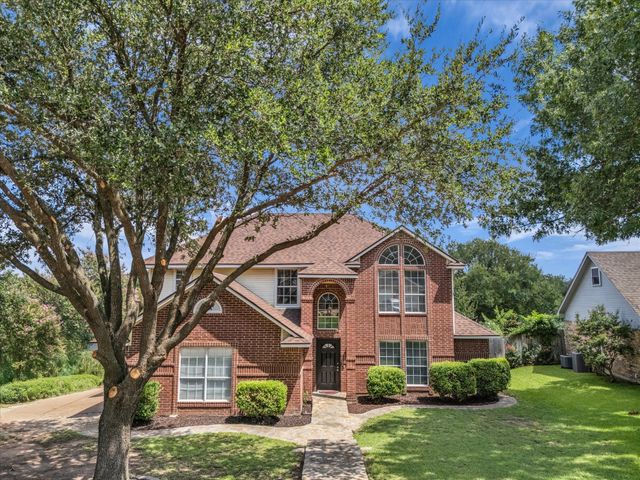 4218 Green Oak Drive, Waco, TX 76710