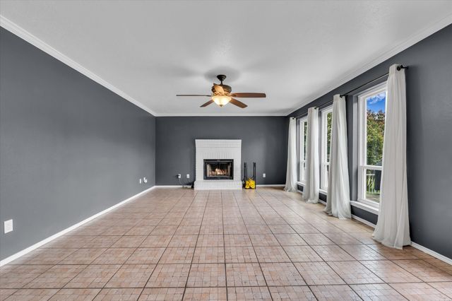 4218 Green Oak Drive, Waco, TX 76710