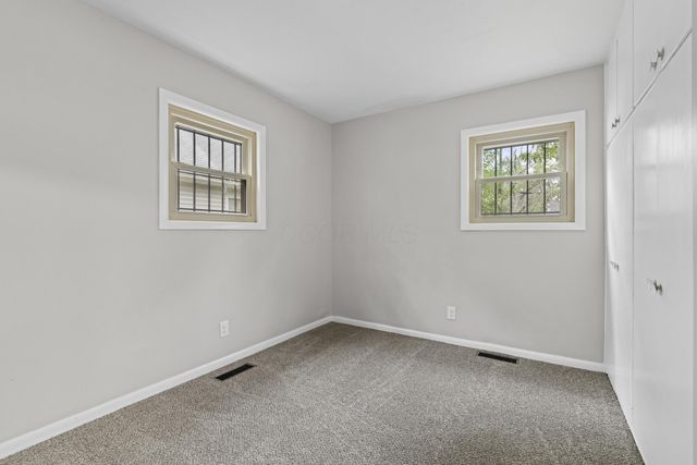 986 Loretta Avenue, Columbus, OH 43211