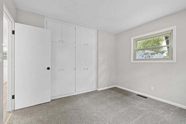 986 Loretta Avenue, Columbus, OH 43211