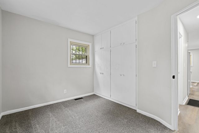 986 Loretta Avenue, Columbus, OH 43211