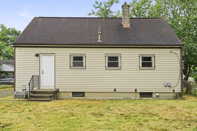986 Loretta Avenue, Columbus, OH 43211