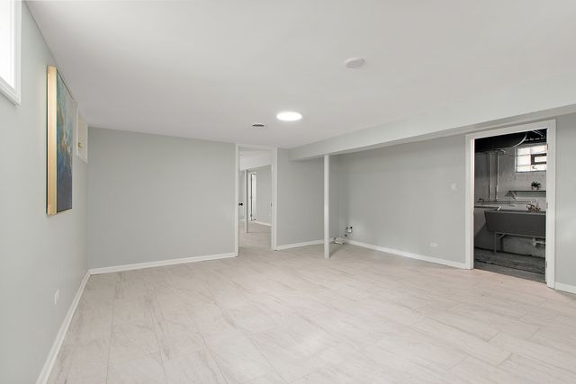 1051 Burnham Avenue, Calumet City, IL 60409