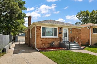 1051 Burnham Avenue, Calumet City, IL 60409