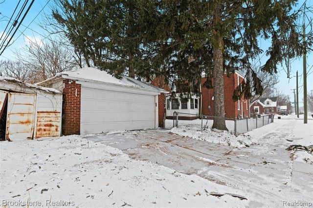 11864 Whitehill Street, Detroit, MI 48224