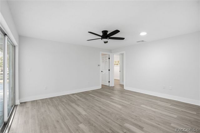 3708 N Hiawatha Terrace, Crystal River, FL 34428