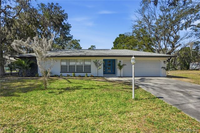 3708 N Hiawatha Terrace, Crystal River, FL 34428
