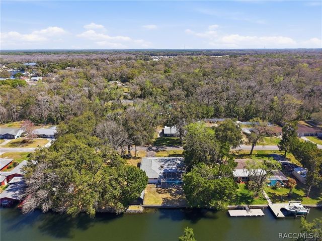 3708 N Hiawatha Terrace, Crystal River, FL 34428