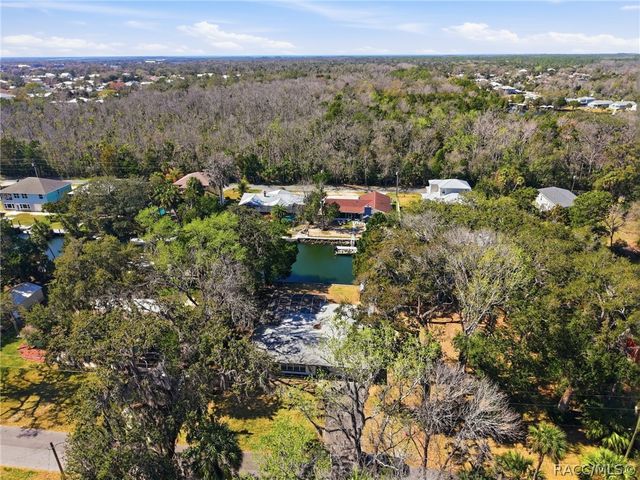 3708 N Hiawatha Terrace, Crystal River, FL 34428