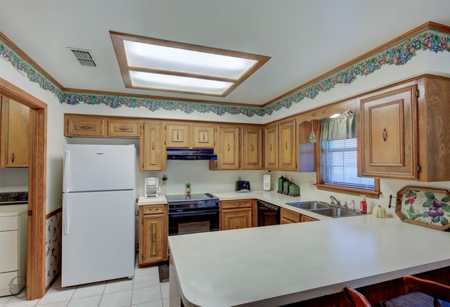 9335 Lytham Drive, Shreveport, LA 71129