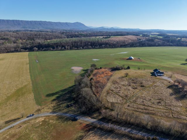 168 Moby Road Road, Delano, TN 37325