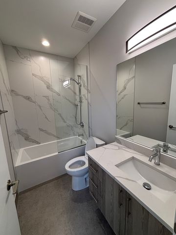 3218 N KARLOV Avenue 2, Chicago, IL 60641